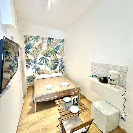 Bari Annette Room Екстериор снимка